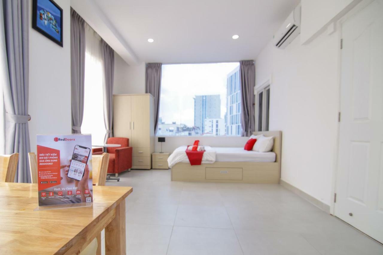 Reddoorz Near Quan Khu 7 Stadium Hô Chi Minh-Ville Extérieur photo